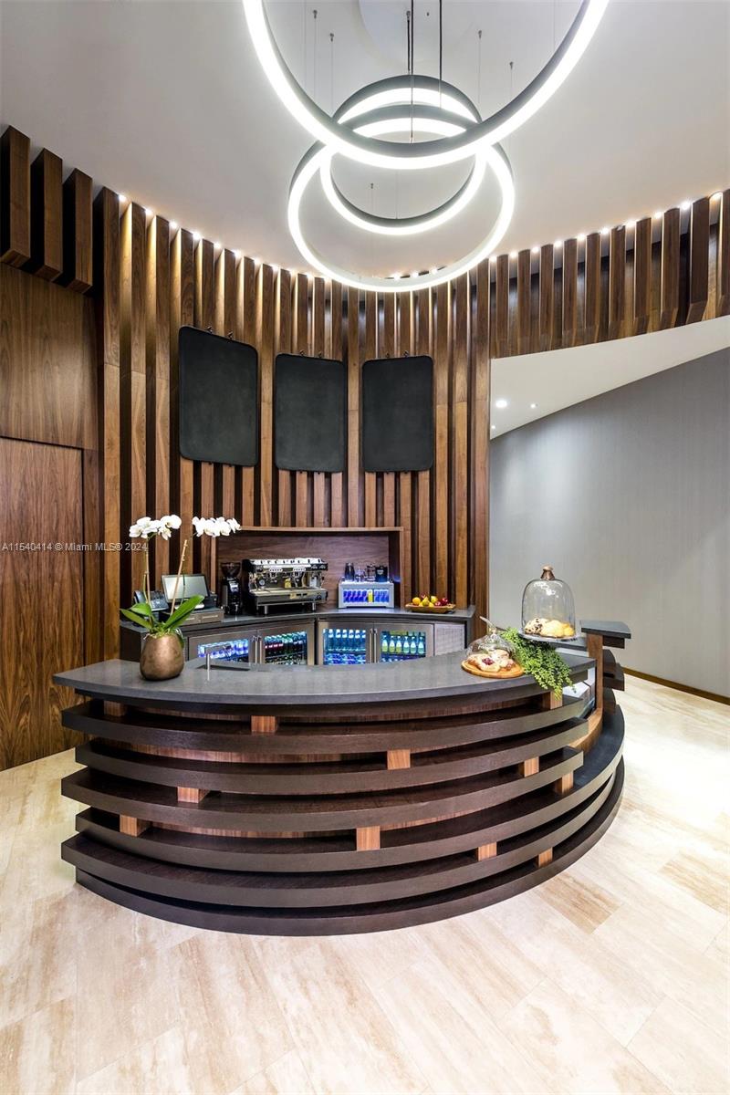 4111 S Ocean Dr 2112, Hollywood, Florida 33019, 1 Bedroom Bedrooms, ,1 BathroomBathrooms,Residential,For Sale,4111 S Ocean Dr 2112,A11540414