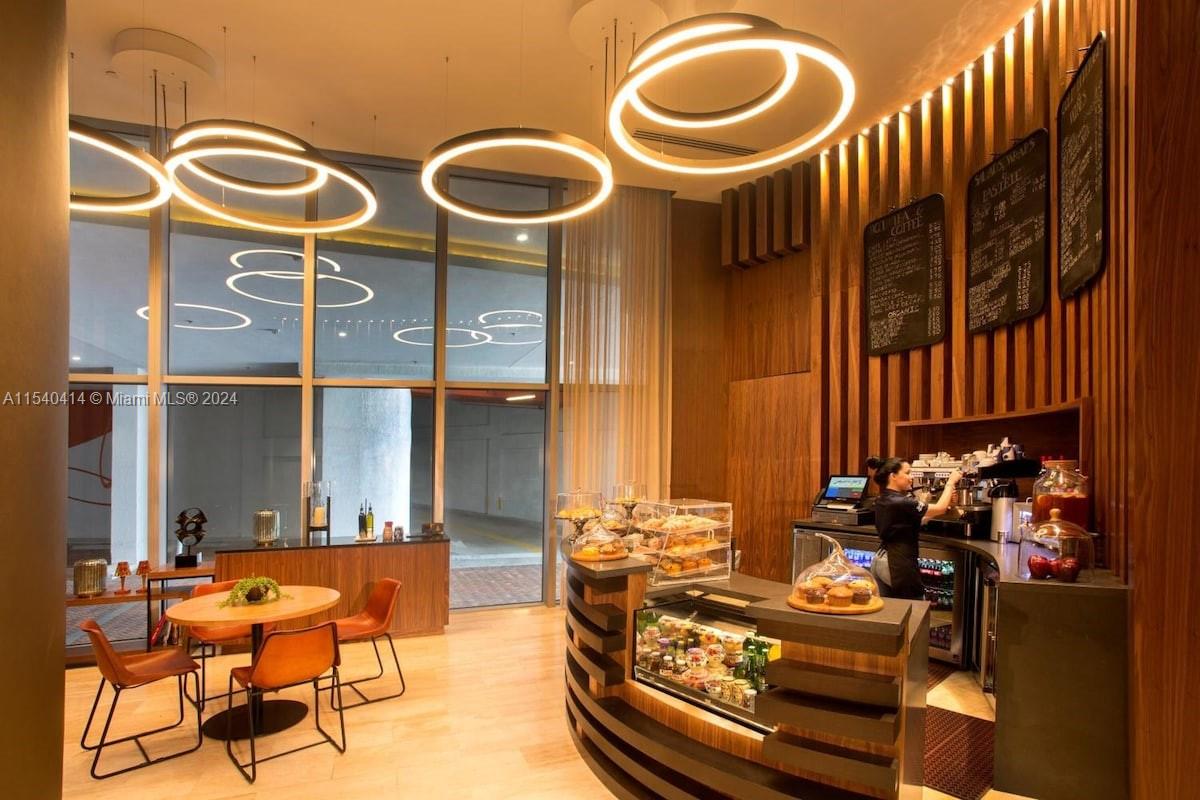 4111 S Ocean Dr 2112, Hollywood, Florida 33019, 1 Bedroom Bedrooms, ,1 BathroomBathrooms,Residential,For Sale,4111 S Ocean Dr 2112,A11540414