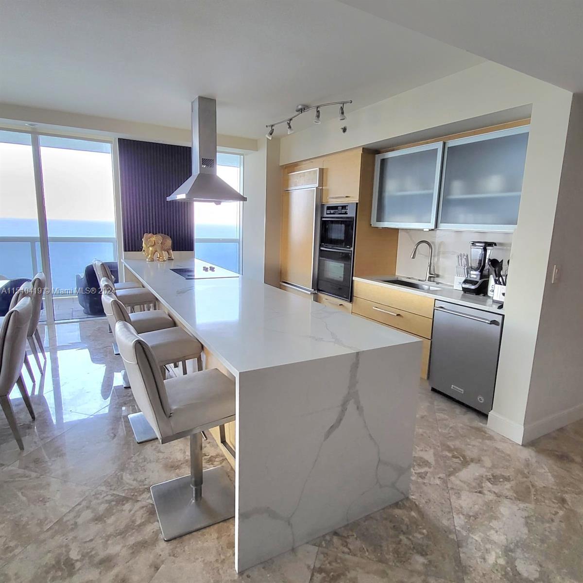 1830 S Ocean Dr 4701, Hallandale Beach, Florida 33009, 3 Bedrooms Bedrooms, ,3 BathroomsBathrooms,Residentiallease,For Rent,1830 S Ocean Dr 4701,A11540419