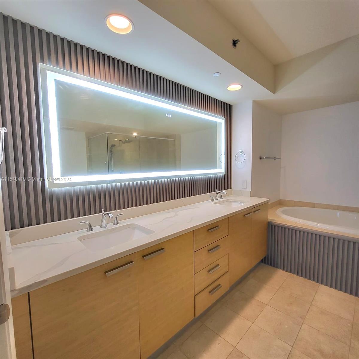 1830 S Ocean Dr 4701, Hallandale Beach, Florida 33009, 3 Bedrooms Bedrooms, ,3 BathroomsBathrooms,Residentiallease,For Rent,1830 S Ocean Dr 4701,A11540419