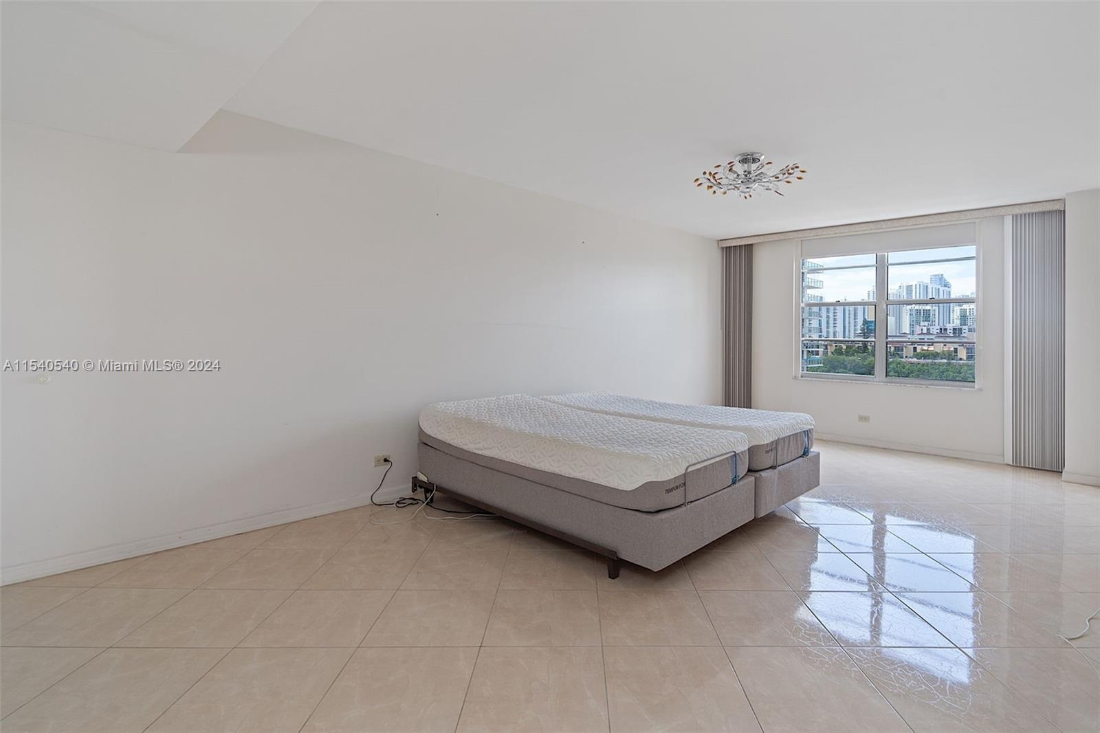 231 174th St, Sunny Isles Beach, FL, 33160 United States, 2 Bedrooms Bedrooms, ,2 BathroomsBathrooms,Residential,For Sale,174th St,A11540540