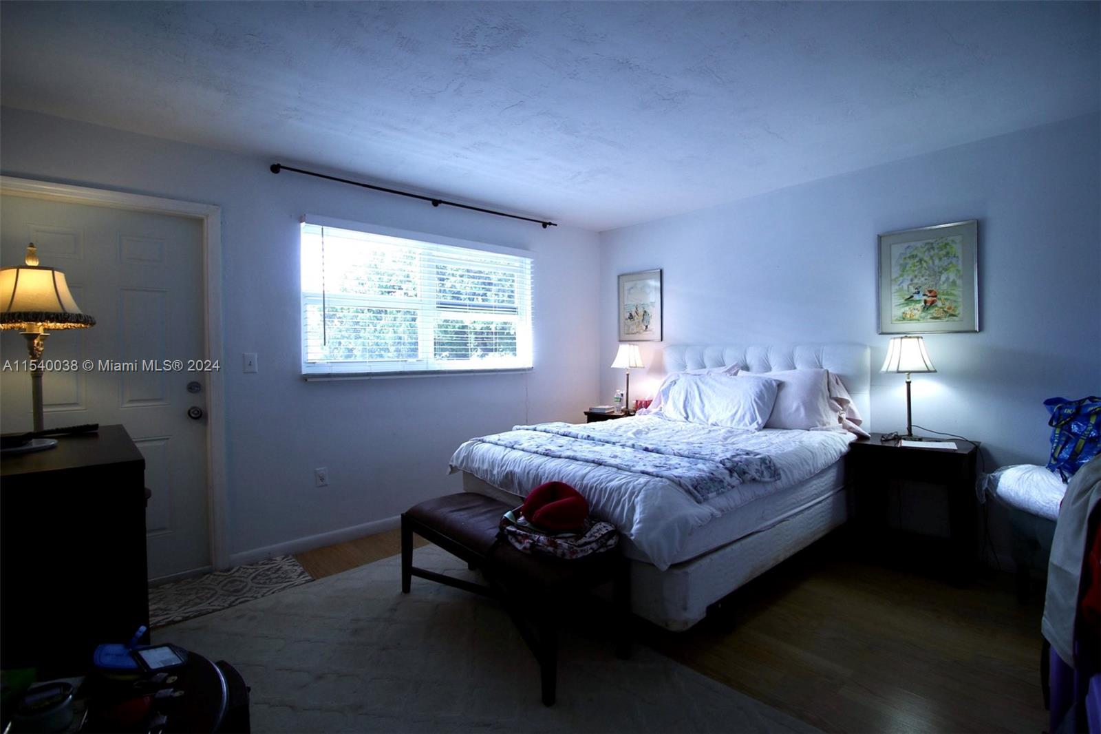 801 Meridian Ave 2B, Miami Beach, Florida 33139, 1 Bedroom Bedrooms, ,1 BathroomBathrooms,Residentiallease,For Rent,801 Meridian Ave 2B,A11540038