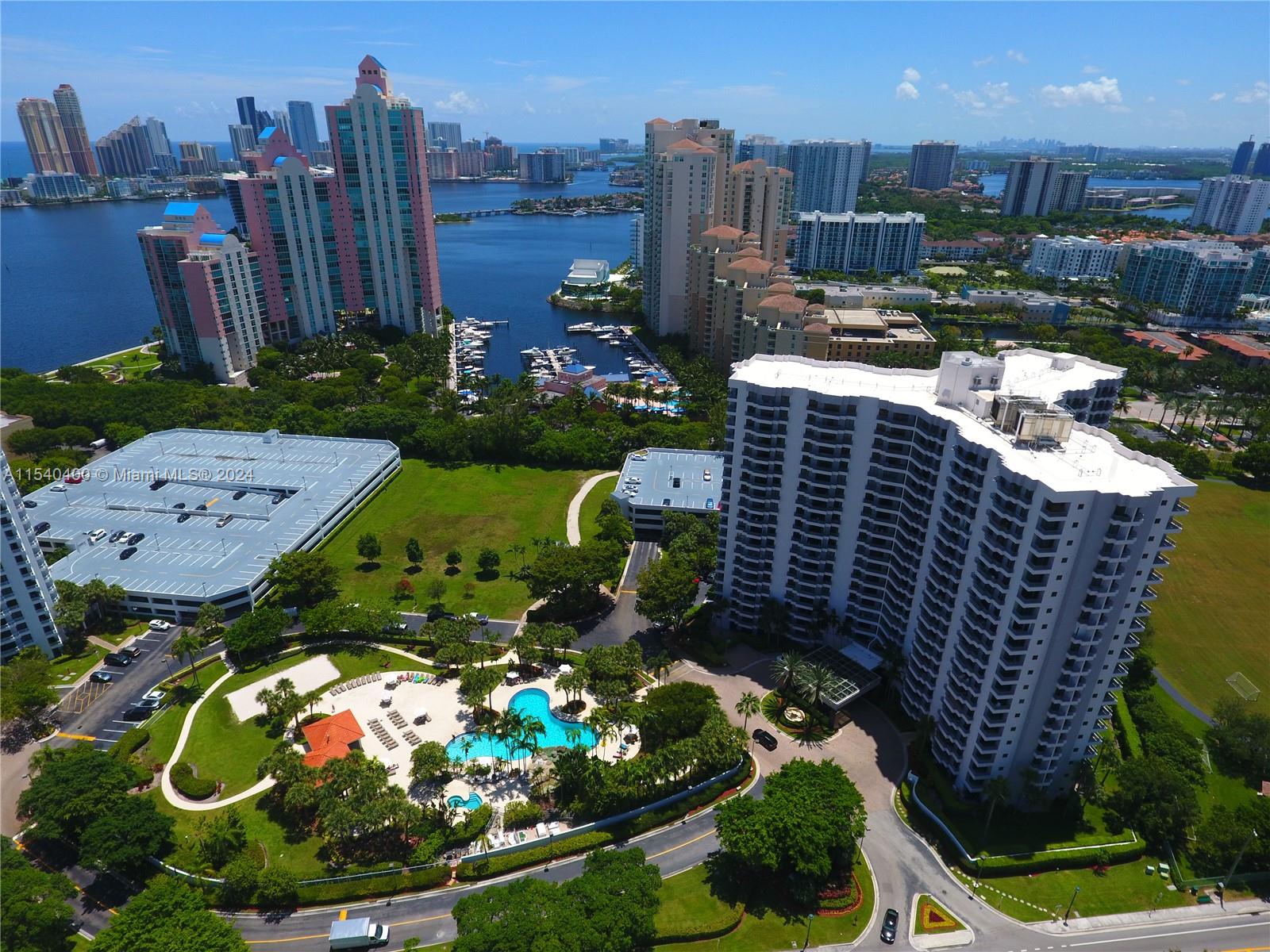 3300 NE 191st St 1011, Aventura, Florida 33180, 2 Bedrooms Bedrooms, ,2 BathroomsBathrooms,Residentiallease,For Rent,3300 NE 191st St 1011,A11540400