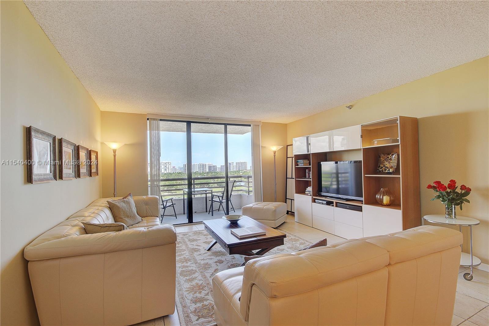 3300 NE 191st St 1011, Aventura, Florida 33180, 2 Bedrooms Bedrooms, ,2 BathroomsBathrooms,Residentiallease,For Rent,3300 NE 191st St 1011,A11540400