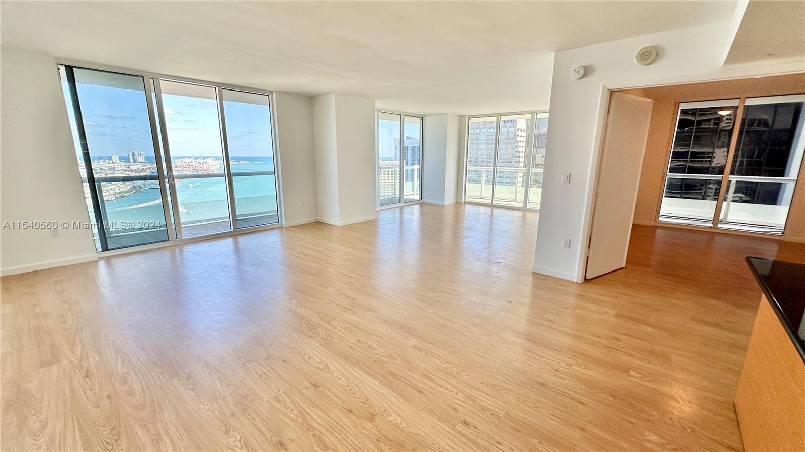 50 Biscayne Blvd 3910, Miami, Florida 33132, 3 Bedrooms Bedrooms, ,2 BathroomsBathrooms,Residential,For Sale,50 Biscayne Blvd 3910,A11540560