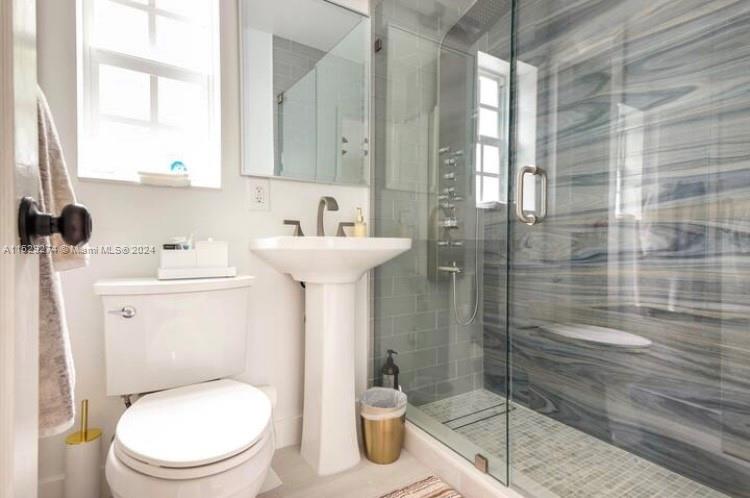 9500 N Miami Ave, Miami Shores, Florida 33150, 3 Bedrooms Bedrooms, 6 Rooms Rooms,2 BathroomsBathrooms,Residential,For Sale,9500 N Miami Ave,A11529274