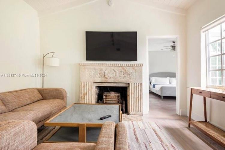 9500 N Miami Ave, Miami Shores, Florida 33150, 3 Bedrooms Bedrooms, 6 Rooms Rooms,2 BathroomsBathrooms,Residential,For Sale,9500 N Miami Ave,A11529274