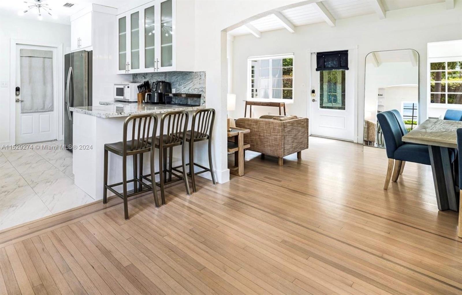 9500 N Miami Ave, Miami Shores, Florida 33150, 3 Bedrooms Bedrooms, 6 Rooms Rooms,2 BathroomsBathrooms,Residential,For Sale,9500 N Miami Ave,A11529274