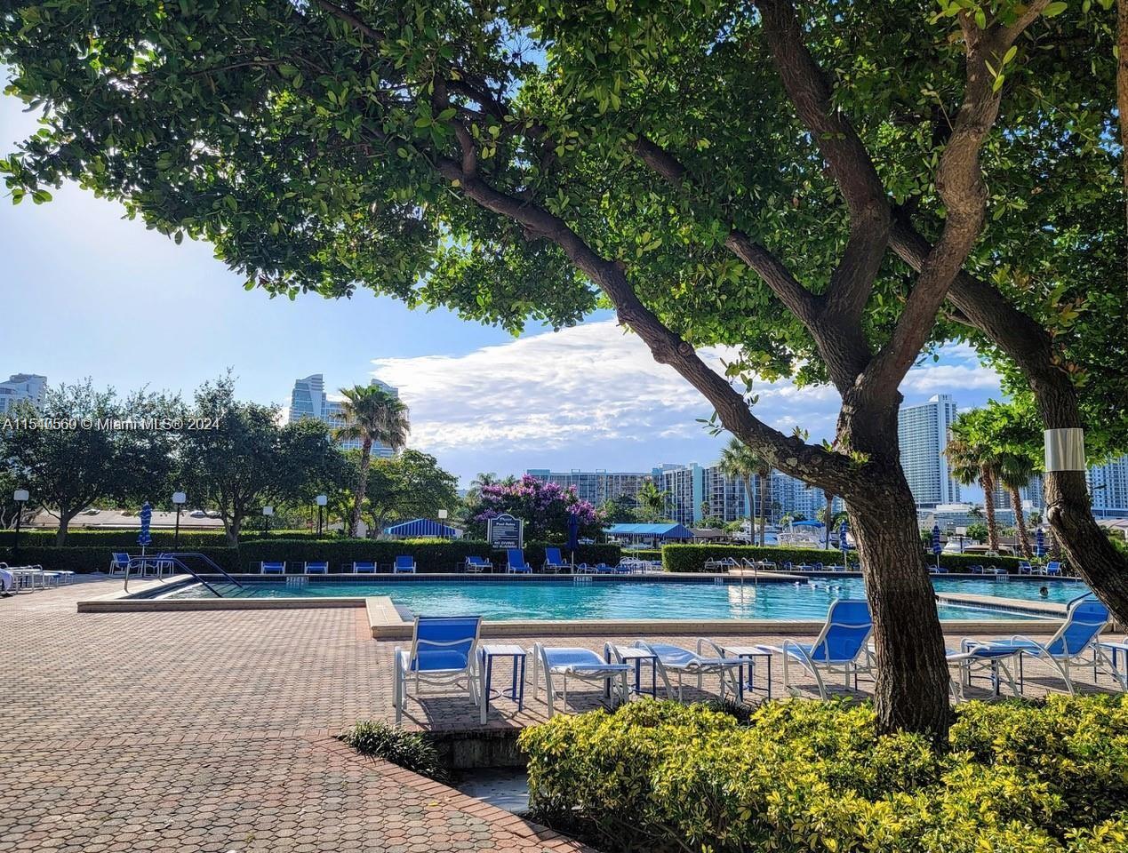 2500 Parkview Dr 310, Hallandale Beach, Florida 33009, 2 Bedrooms Bedrooms, ,2 BathroomsBathrooms,Residential,For Sale,2500 Parkview Dr 310,A11540569