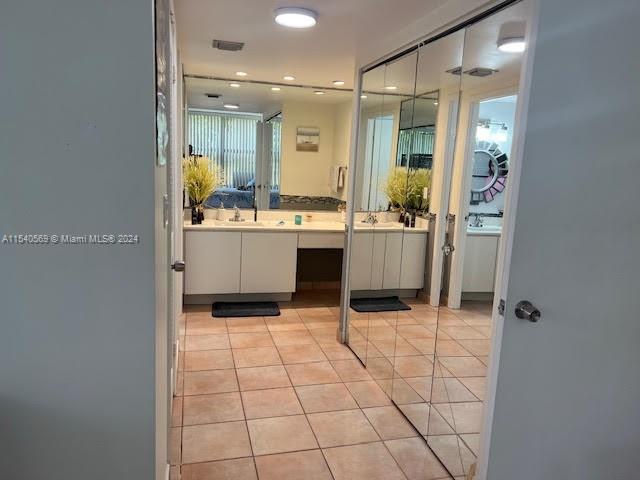 2500 Parkview Dr 310, Hallandale Beach, Florida 33009, 2 Bedrooms Bedrooms, ,2 BathroomsBathrooms,Residential,For Sale,2500 Parkview Dr 310,A11540569