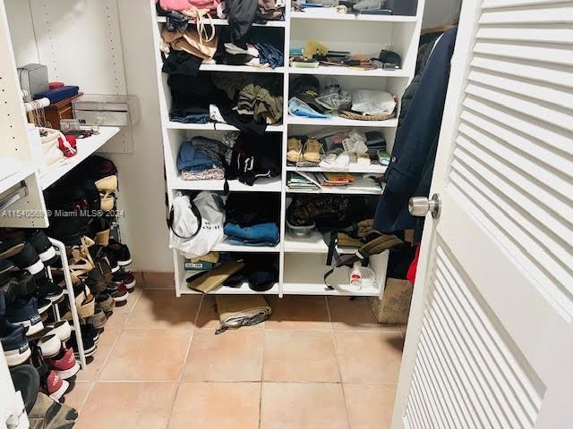 2500 Parkview Dr 310, Hallandale Beach, Florida 33009, 2 Bedrooms Bedrooms, ,2 BathroomsBathrooms,Residential,For Sale,2500 Parkview Dr 310,A11540569