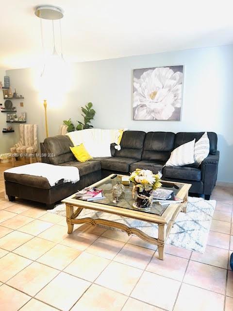 2500 Parkview Dr 310, Hallandale Beach, Florida 33009, 2 Bedrooms Bedrooms, ,2 BathroomsBathrooms,Residential,For Sale,2500 Parkview Dr 310,A11540569