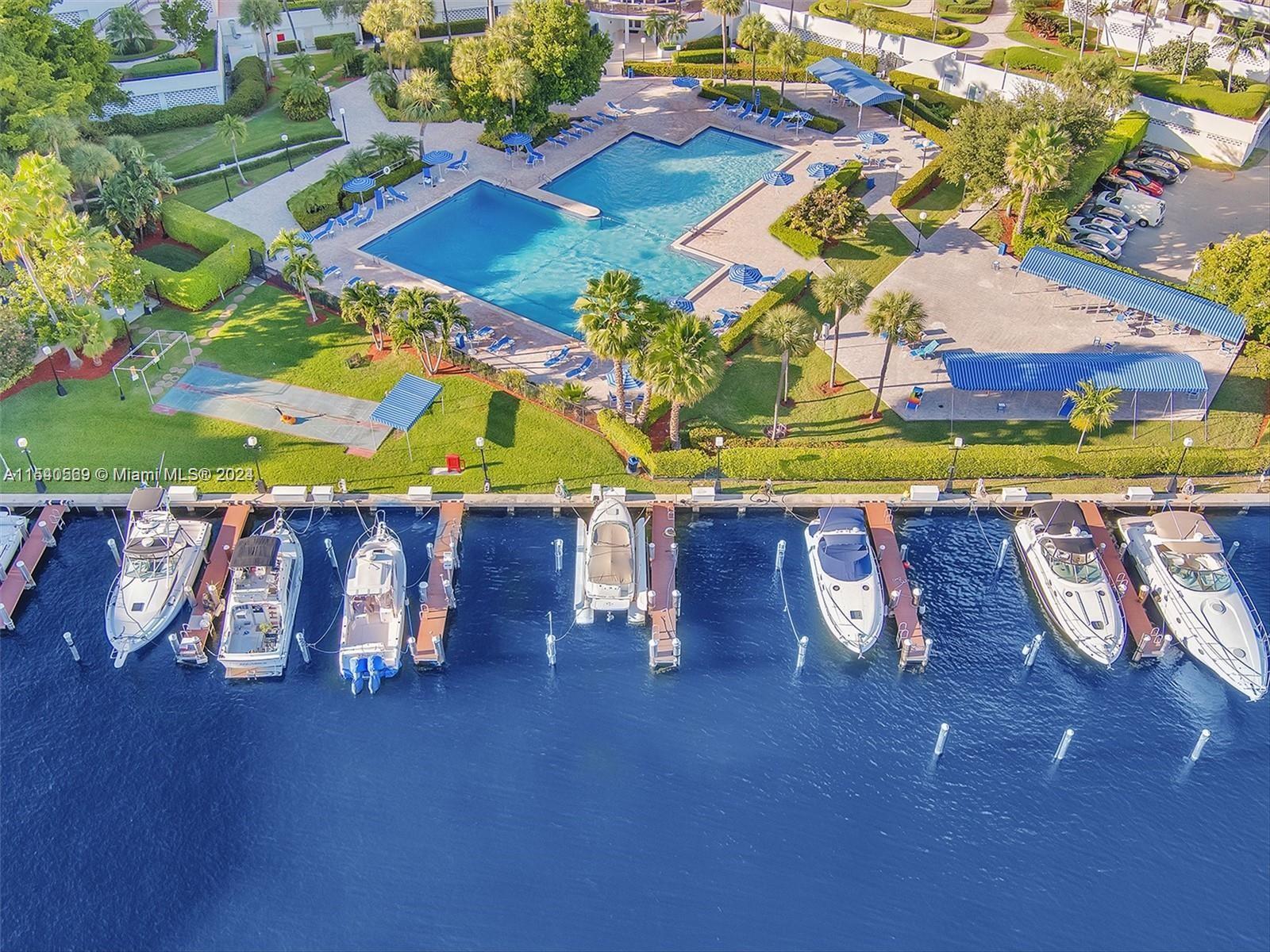 2500 Parkview Dr 310, Hallandale Beach, Florida 33009, 2 Bedrooms Bedrooms, ,2 BathroomsBathrooms,Residential,For Sale,2500 Parkview Dr 310,A11540569