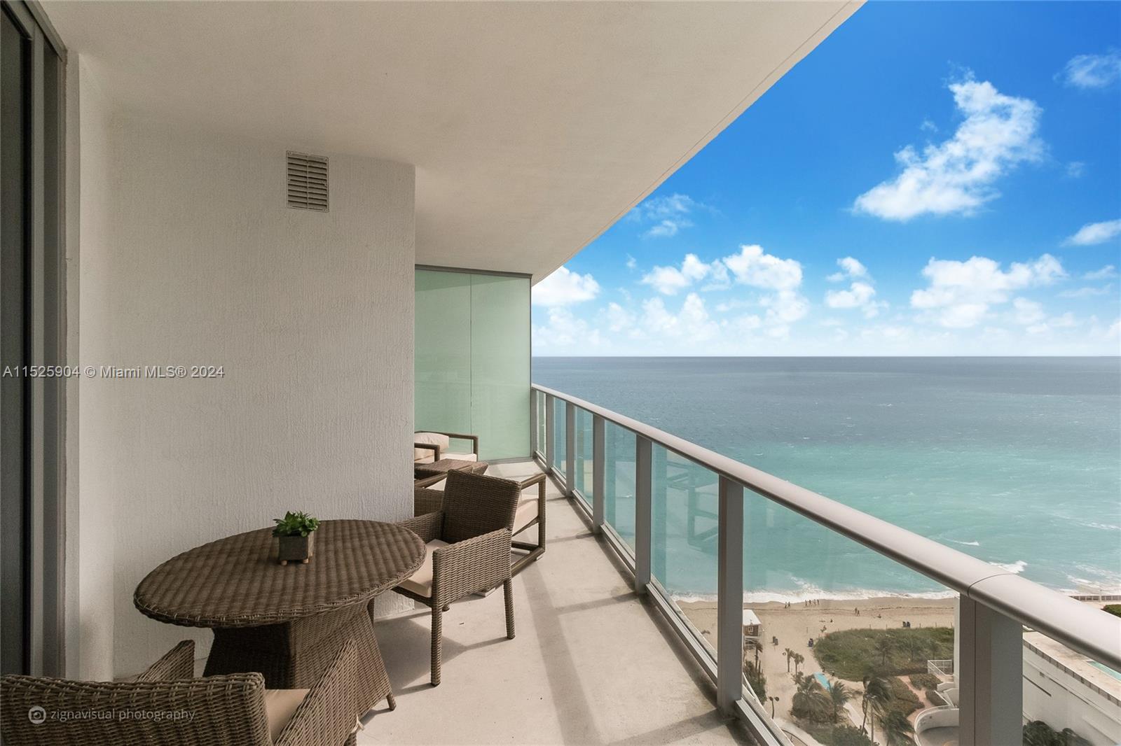 4111 S Ocean Dr 1807, Hollywood, Florida 33019, 1 Bedroom Bedrooms, ,1 BathroomBathrooms,Residential,For Sale,4111 S Ocean Dr 1807,A11525904