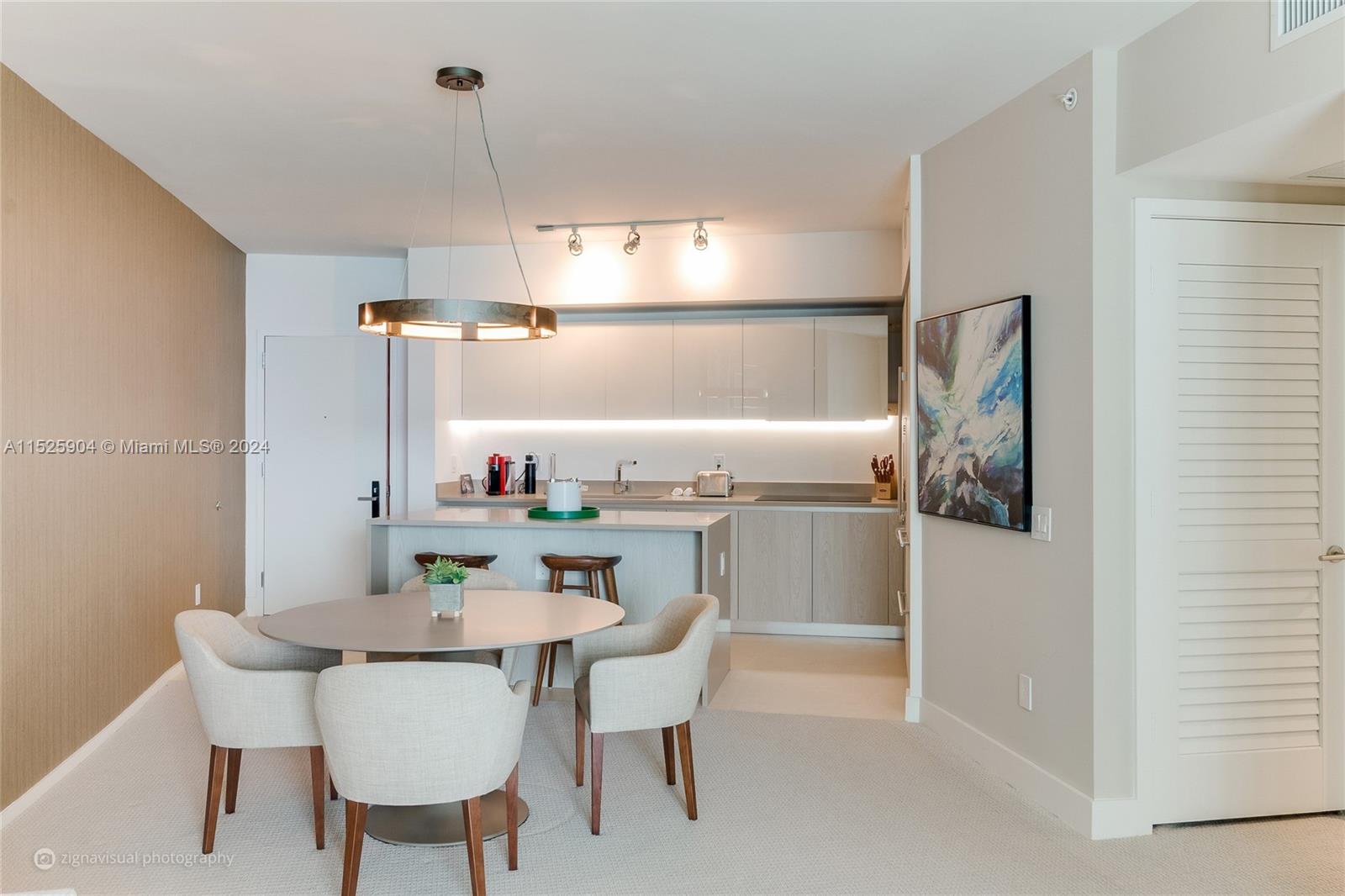 4111 S Ocean Dr 1807, Hollywood, Florida 33019, 1 Bedroom Bedrooms, ,1 BathroomBathrooms,Residential,For Sale,4111 S Ocean Dr 1807,A11525904