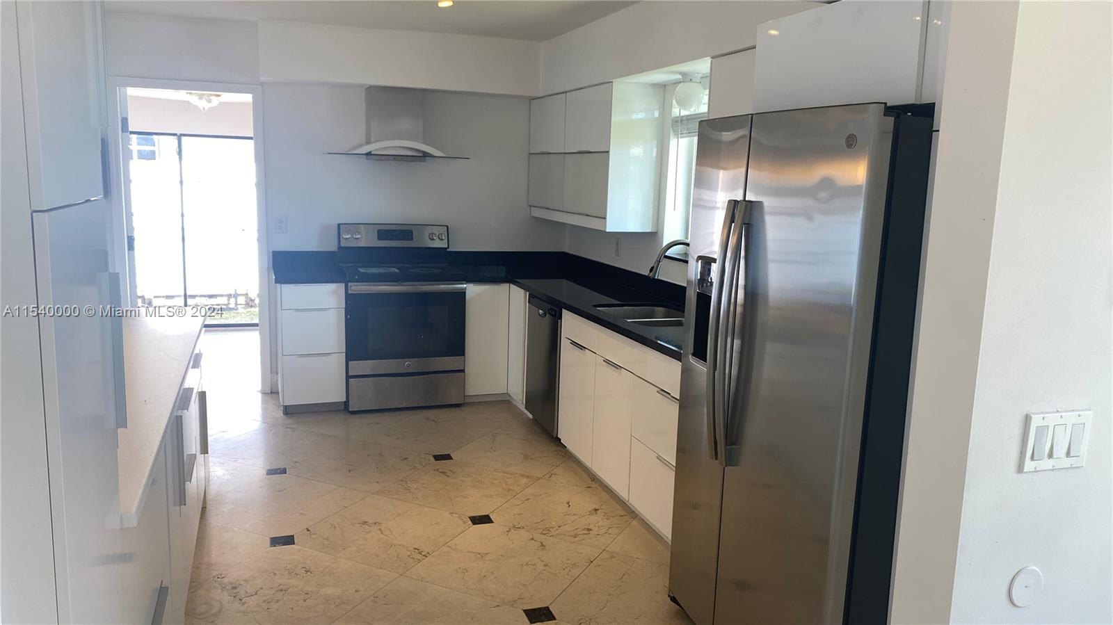 21220 NE 25th Ct N/A, Miami, Florida 33180, 4 Bedrooms Bedrooms, ,2 BathroomsBathrooms,Residentiallease,For Rent,21220 NE 25th Ct N/A,A11540000