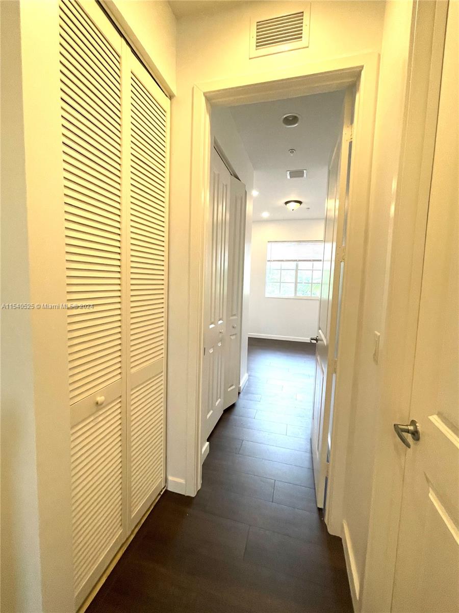 2615 81st Ter, Miramar, FL, 33025 United States, 3 Bedrooms Bedrooms, ,2 BathroomsBathrooms,Residential,For Sale,81st Ter,A11540525