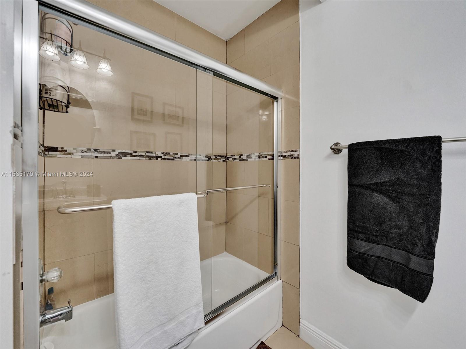 336 Patio Village Ter, Weston, Florida 33326, 4 Bedrooms Bedrooms, ,2 BathroomsBathrooms,Residential,For Sale,336 Patio Village Ter,A11535170