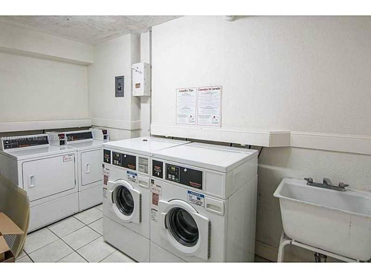 4001 S Ocean Dr 9N, Hollywood, Florida 33019, 2 Bedrooms Bedrooms, ,2 BathroomsBathrooms,Residential,For Sale,4001 S Ocean Dr 9N,A11535531