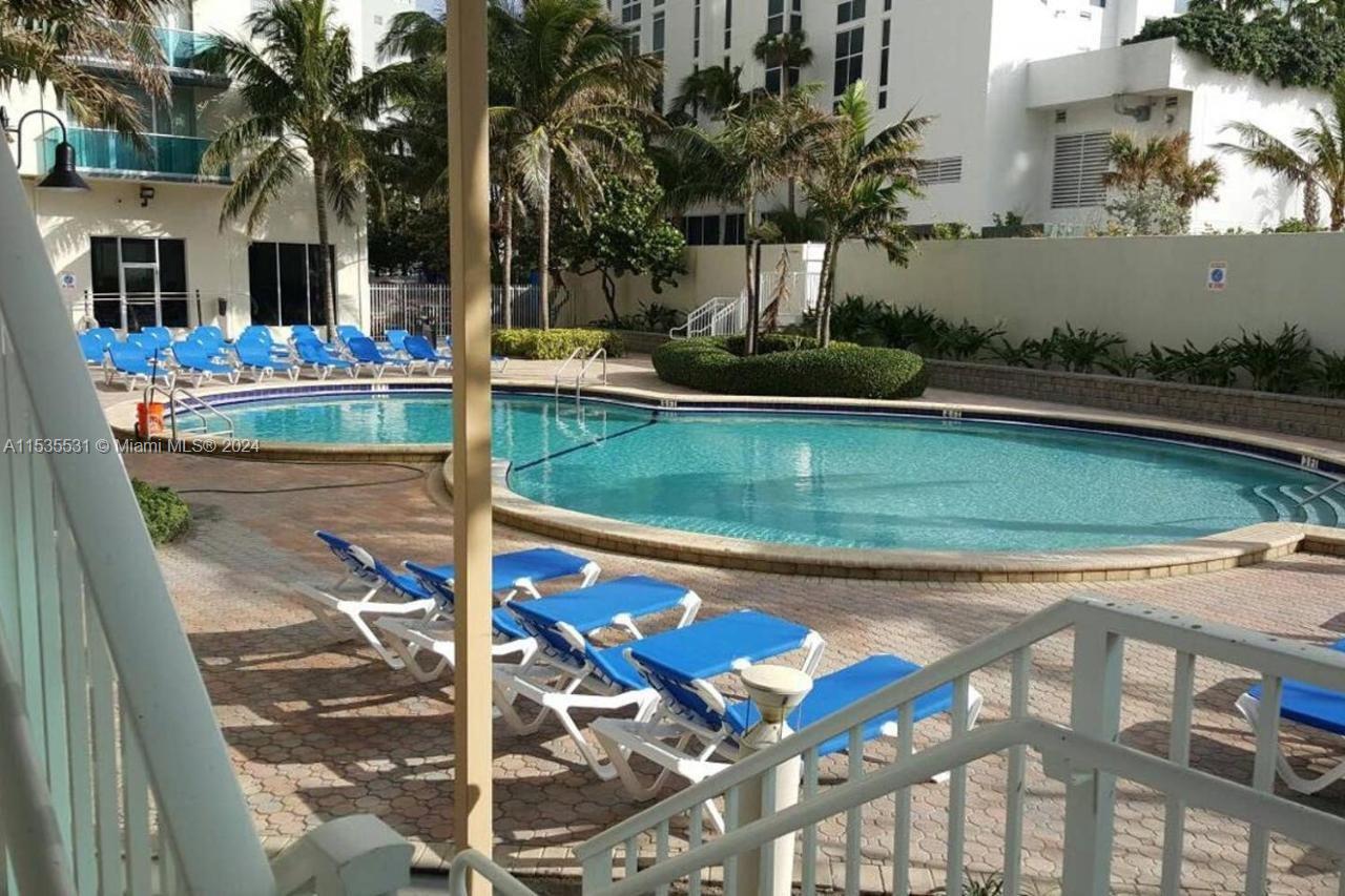 4001 S Ocean Dr 9N, Hollywood, Florida 33019, 2 Bedrooms Bedrooms, ,2 BathroomsBathrooms,Residential,For Sale,4001 S Ocean Dr 9N,A11535531