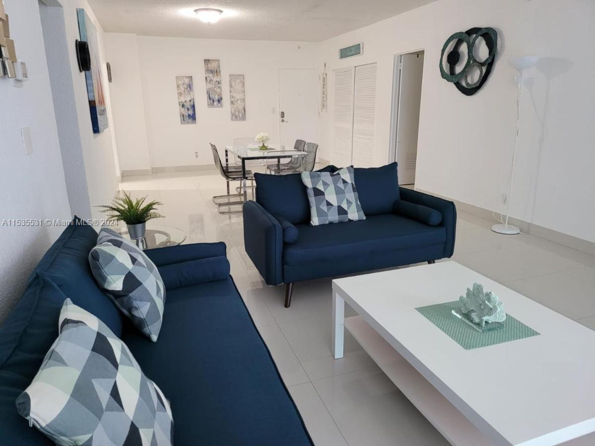 4001 S Ocean Dr 9N, Hollywood, Florida 33019, 2 Bedrooms Bedrooms, ,2 BathroomsBathrooms,Residential,For Sale,4001 S Ocean Dr 9N,A11535531