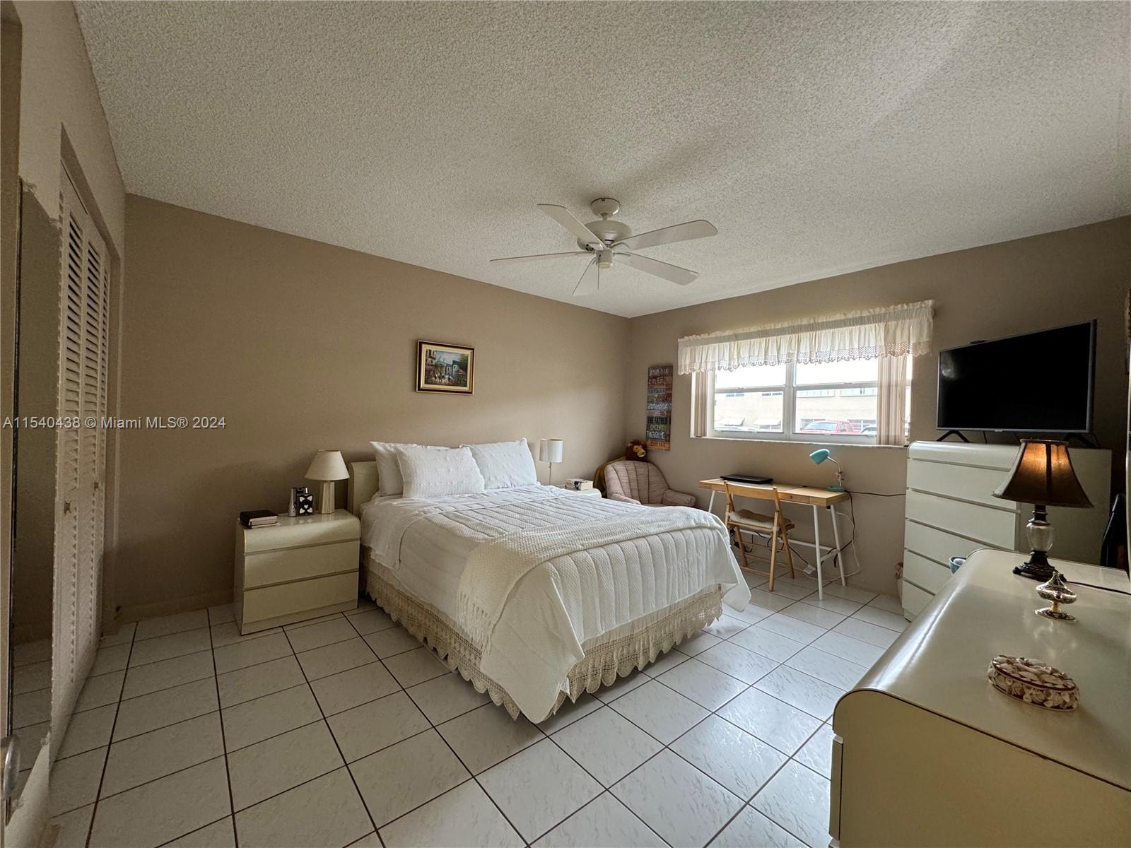 5300 Washington St M107, Hollywood, Florida 33021, 1 Bedroom Bedrooms, ,1 BathroomBathrooms,Residential,For Sale,5300 Washington St M107,A11540438