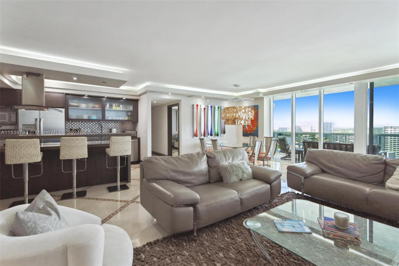 1800 S Ocean Dr 1810, Hallandale Beach, Florida 33009, 2 Bedrooms Bedrooms, ,2 BathroomsBathrooms,Residential,For Sale,1800 S Ocean Dr 1810,A11539793