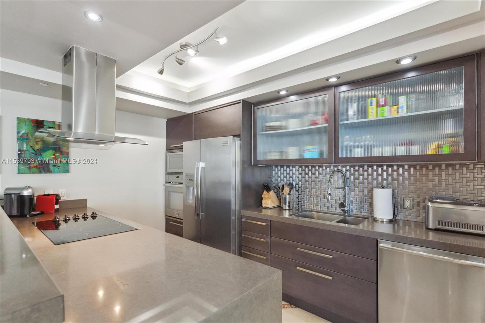 1800 S Ocean Dr 1810, Hallandale Beach, Florida 33009, 2 Bedrooms Bedrooms, ,2 BathroomsBathrooms,Residential,For Sale,1800 S Ocean Dr 1810,A11539793