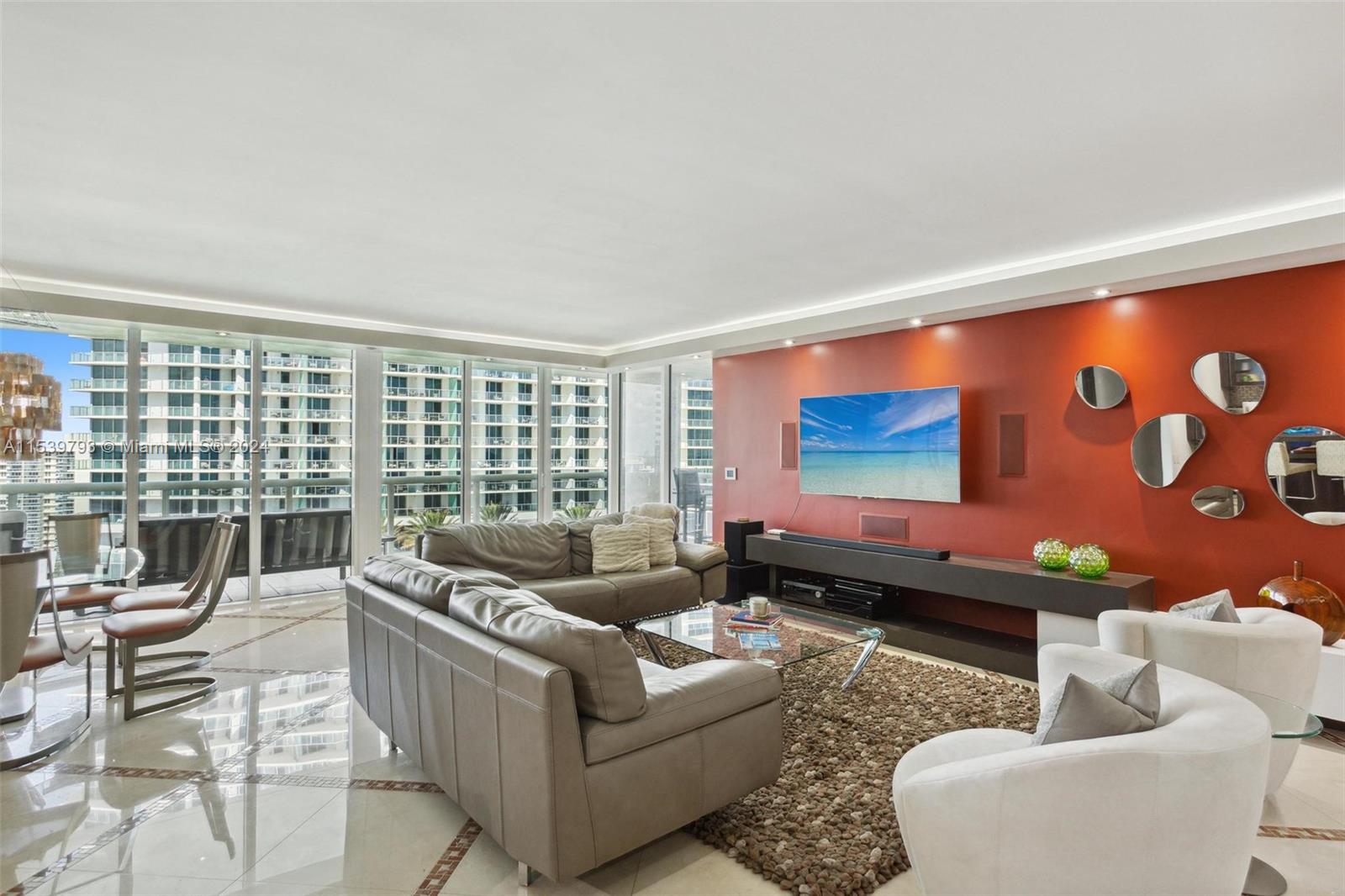 1800 S Ocean Dr 1810, Hallandale Beach, Florida 33009, 2 Bedrooms Bedrooms, ,2 BathroomsBathrooms,Residential,For Sale,1800 S Ocean Dr 1810,A11539793