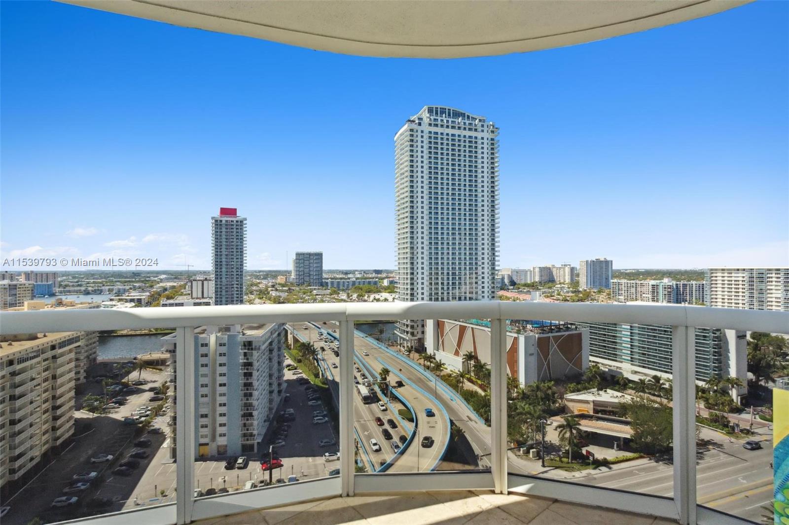 1800 S Ocean Dr 1810, Hallandale Beach, Florida 33009, 2 Bedrooms Bedrooms, ,2 BathroomsBathrooms,Residential,For Sale,1800 S Ocean Dr 1810,A11539793