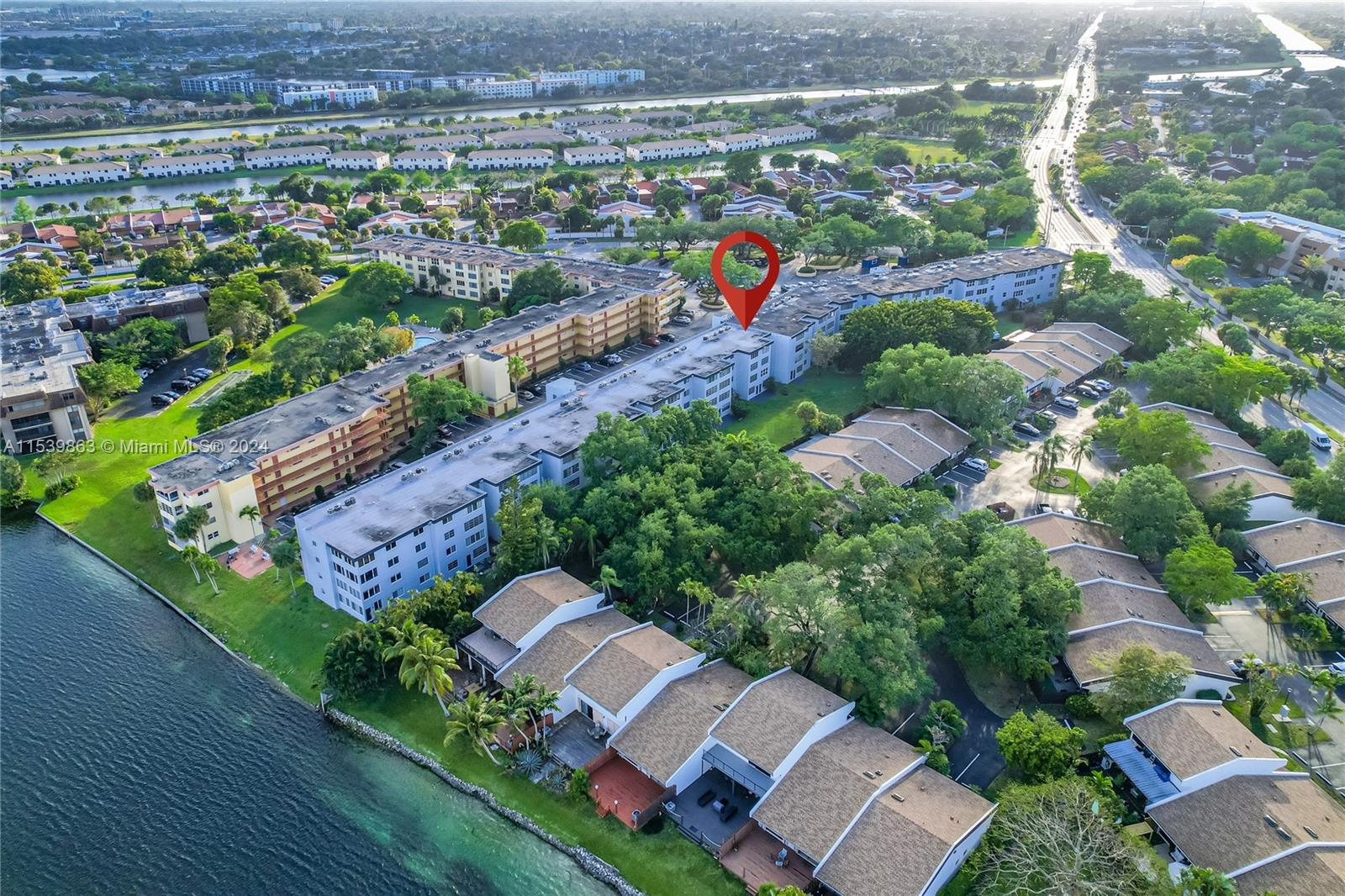 445 NE 195th St 330, Miami, Florida 33179, 1 Bedroom Bedrooms, 1 Room Rooms,2 BathroomsBathrooms,Residential,For Sale,445 NE 195th St 330,A11539863