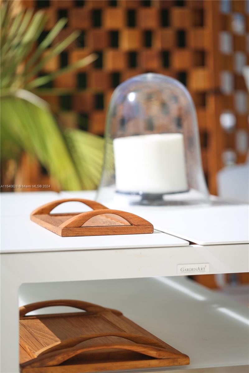 720 Polk St, Hollywood, Florida 33019, 5 Bedrooms Bedrooms, ,4 BathroomsBathrooms,Residentiallease,For Rent,720 Polk St,A11540628