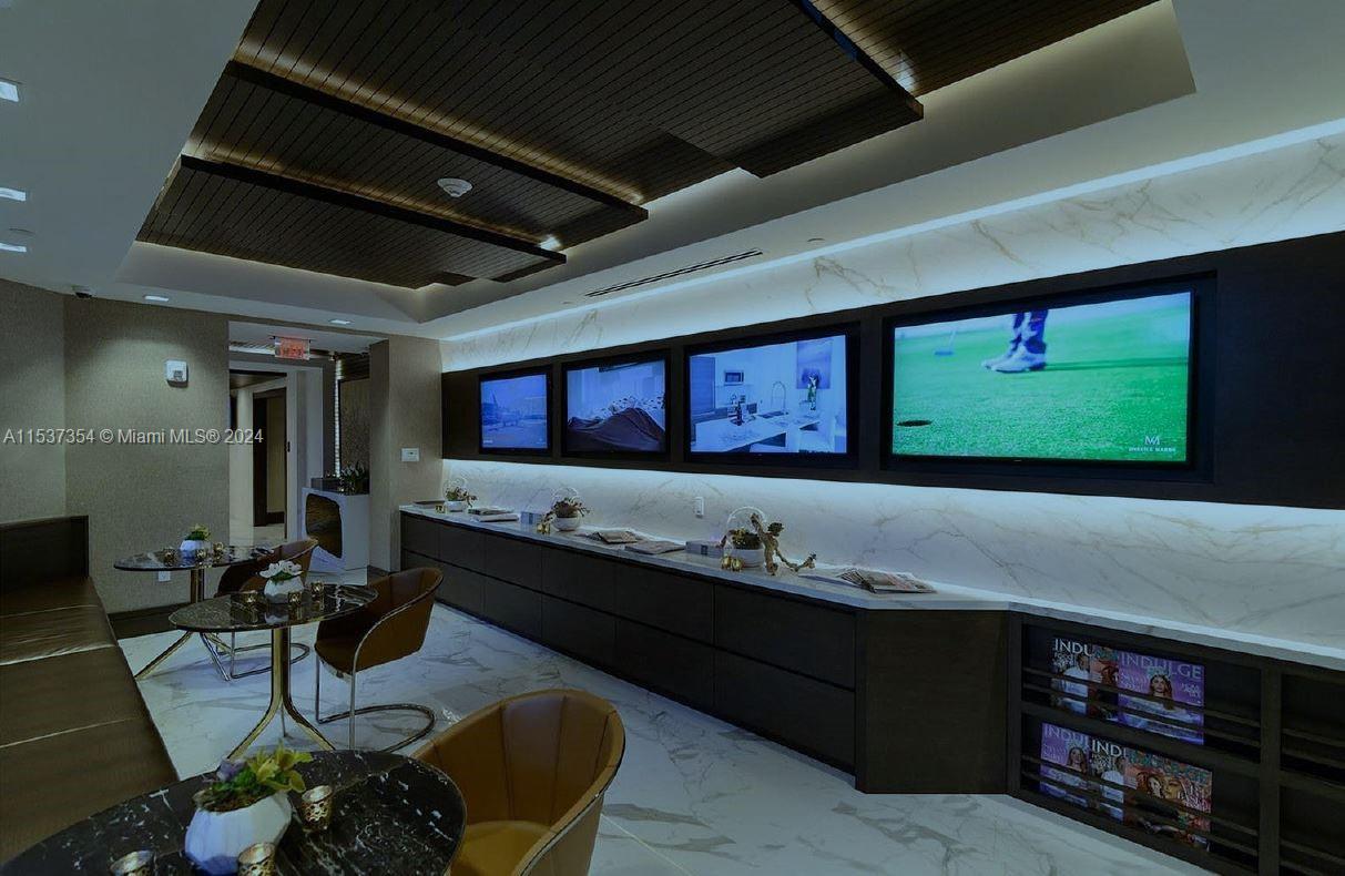 301 Altara Ave 403, Coral Gables, Florida 33146, 1 Bedroom Bedrooms, ,1 BathroomBathrooms,Residential,For Sale,301 Altara Ave 403,A11537354