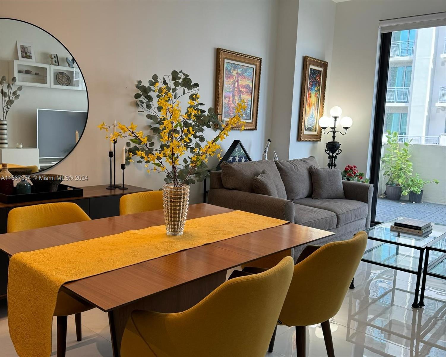 301 Altara Ave 403, Coral Gables, Florida 33146, 1 Bedroom Bedrooms, ,1 BathroomBathrooms,Residential,For Sale,301 Altara Ave 403,A11537354