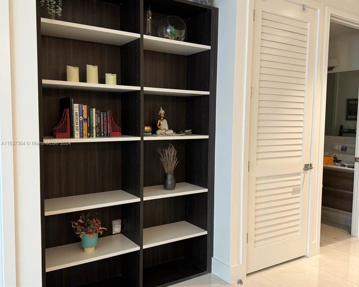 301 Altara Ave 403, Coral Gables, Florida 33146, 1 Bedroom Bedrooms, ,1 BathroomBathrooms,Residential,For Sale,301 Altara Ave 403,A11537354