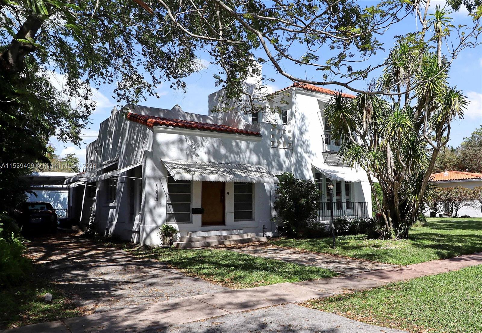 1037 Castile Ave, Coral Gables, Florida 33134, 5 Bedrooms Bedrooms, ,3 BathroomsBathrooms,Residential,For Sale,1037 Castile Ave,A11539499