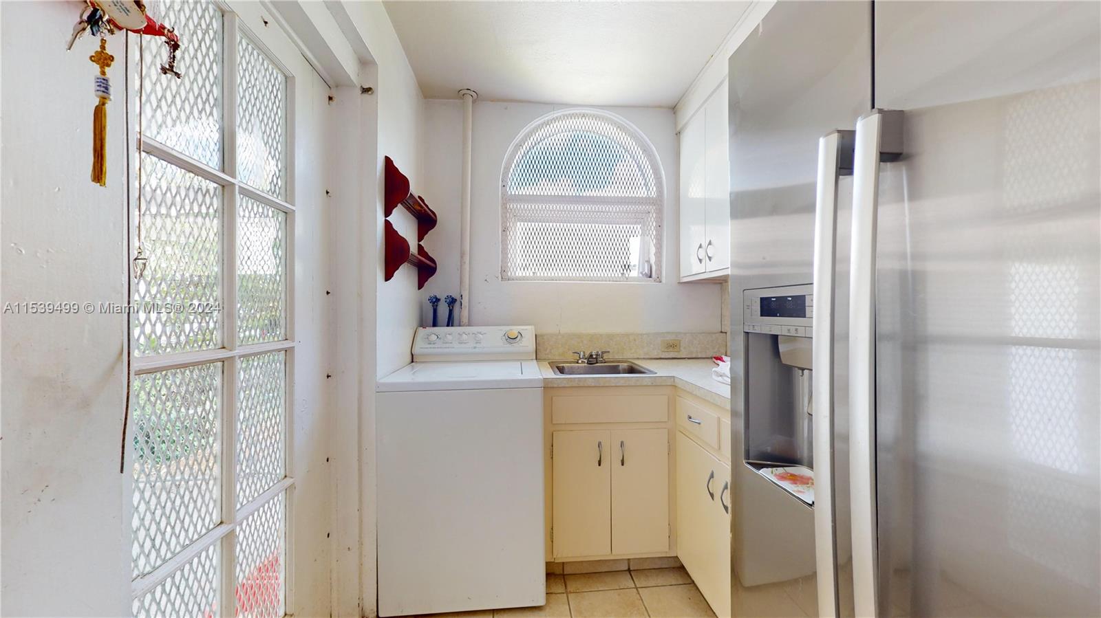 1037 Castile Ave, Coral Gables, Florida 33134, 5 Bedrooms Bedrooms, ,3 BathroomsBathrooms,Residential,For Sale,1037 Castile Ave,A11539499