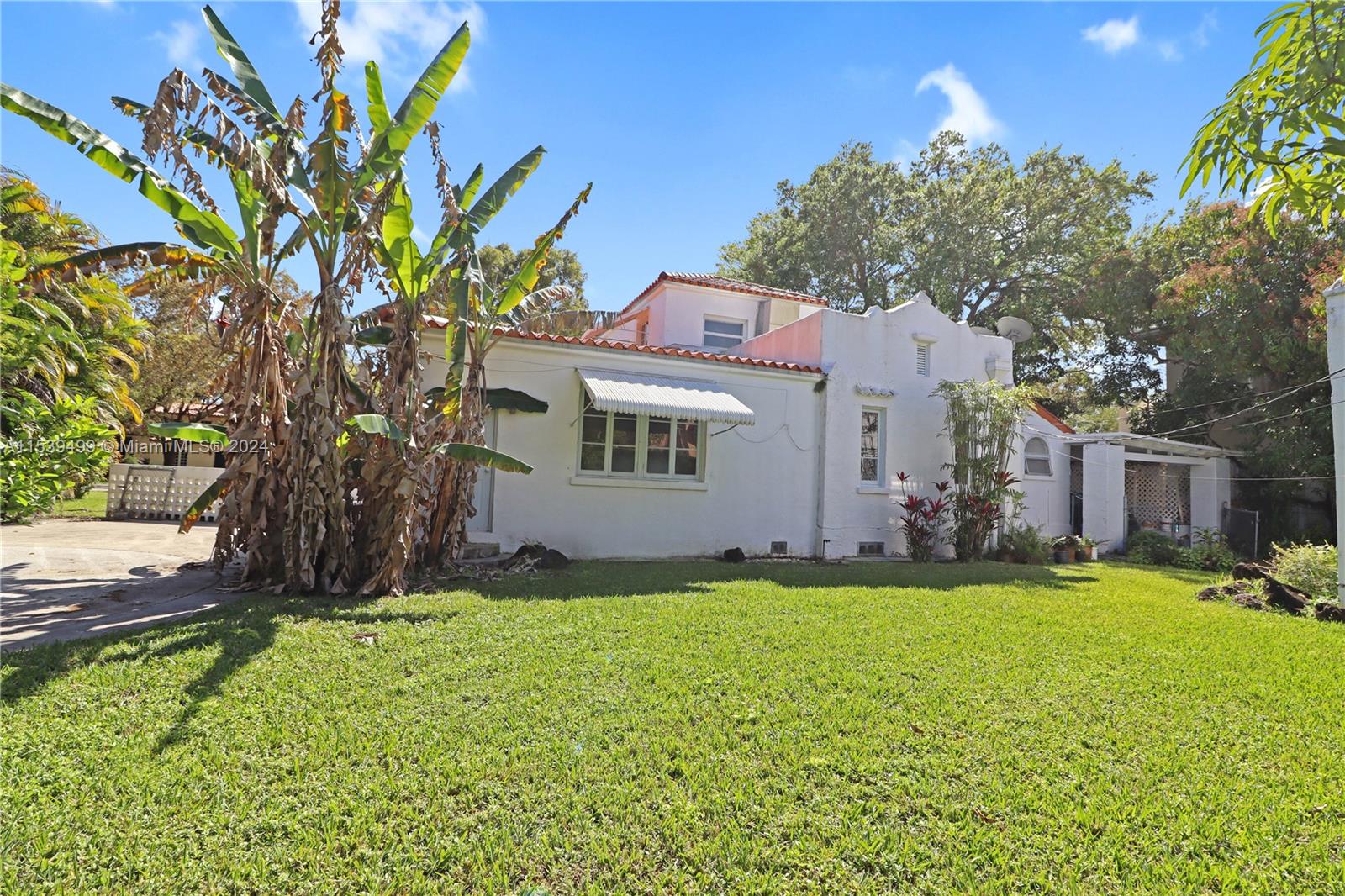 1037 Castile Ave, Coral Gables, Florida 33134, 5 Bedrooms Bedrooms, ,3 BathroomsBathrooms,Residential,For Sale,1037 Castile Ave,A11539499