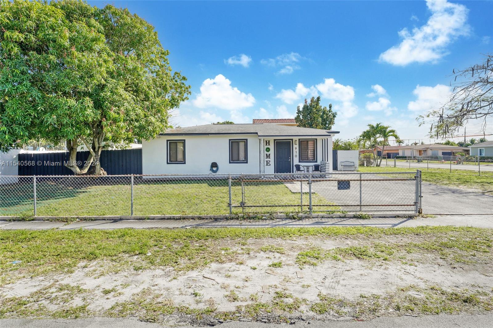 910 E 36th St, Hialeah, Florida 33013, 4 Bedrooms Bedrooms, ,1 BathroomBathrooms,Residential,For Sale,910 E 36th St,A11540568