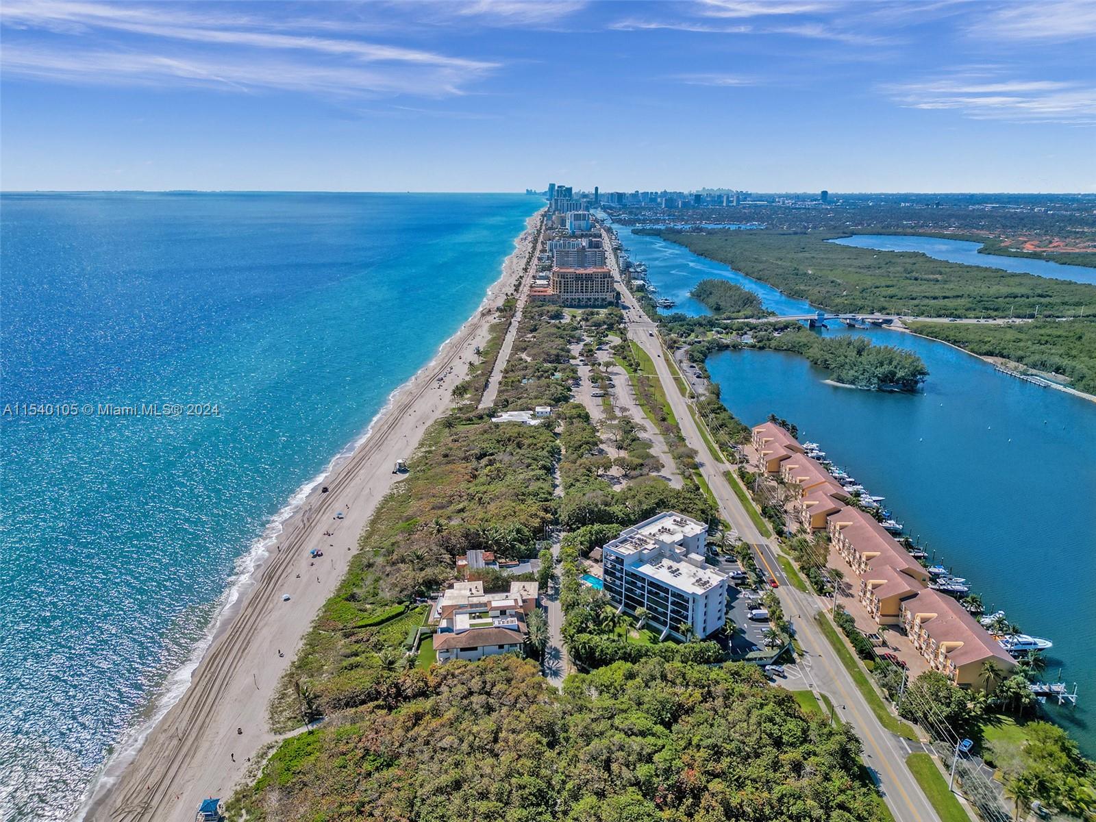 4212 N Ocean Dr, Hollywood, Florida 33019, 3 Bedrooms Bedrooms, ,3 BathroomsBathrooms,Residential,For Sale,4212 N Ocean Dr,A11540105