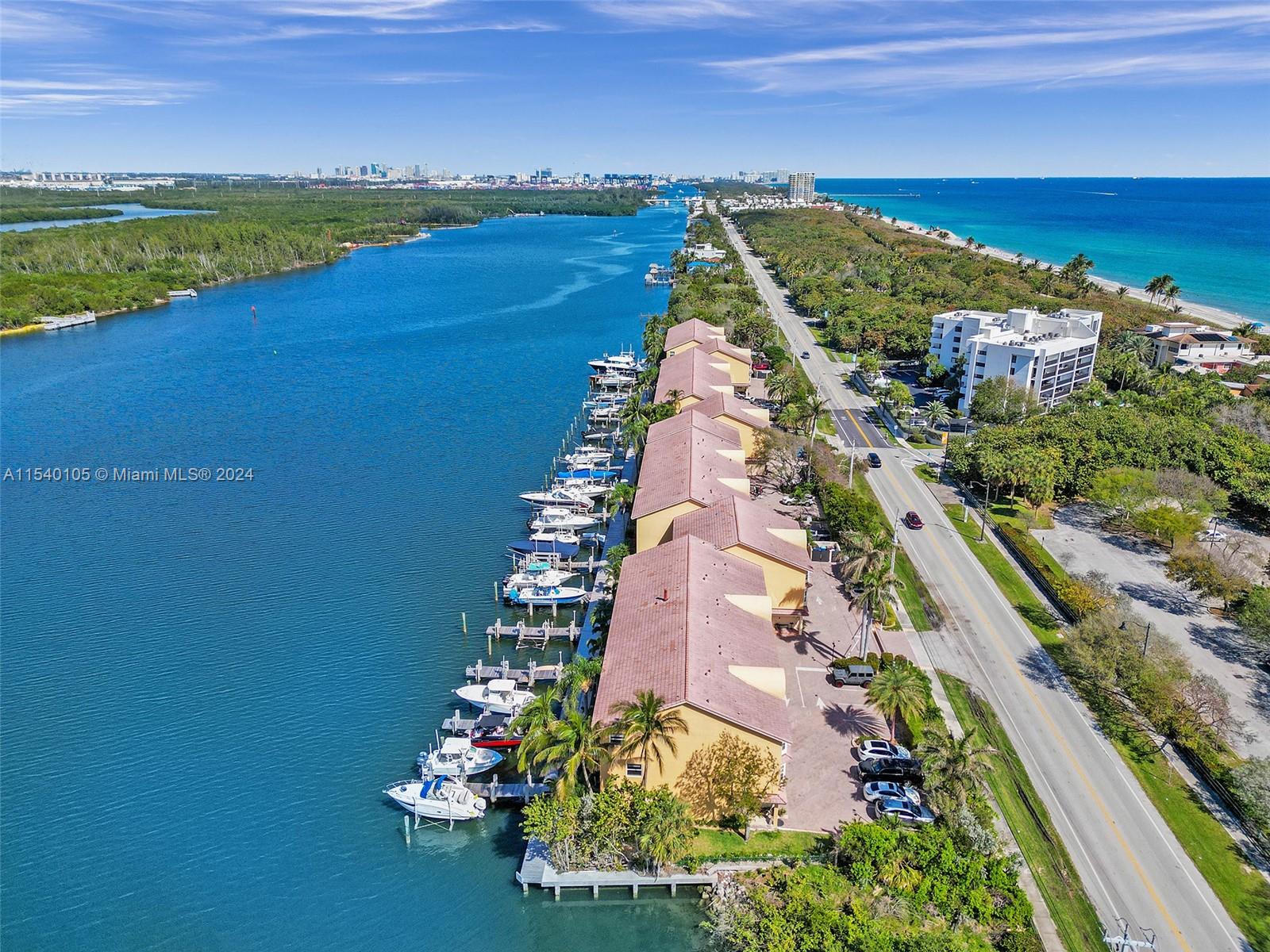 4212 N Ocean Dr, Hollywood, Florida 33019, 3 Bedrooms Bedrooms, ,3 BathroomsBathrooms,Residential,For Sale,4212 N Ocean Dr,A11540105