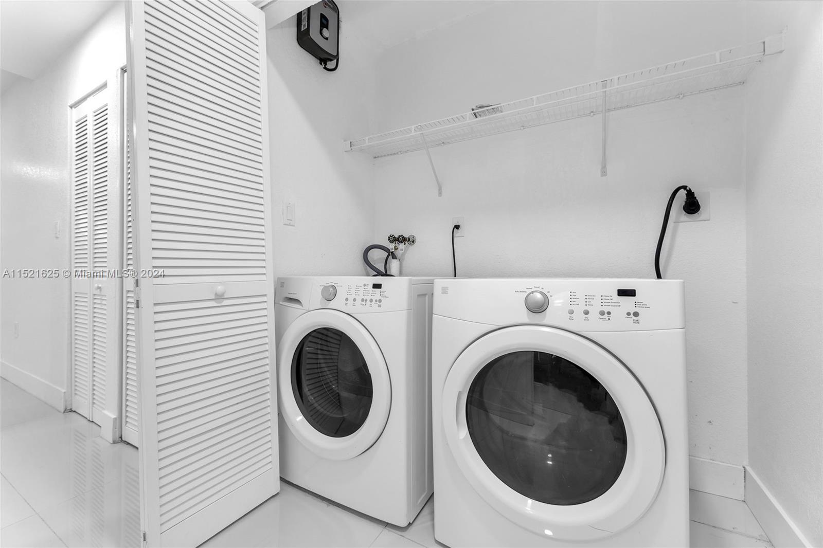 1541 NW 1st Ct, Miami, Florida 33136, 3 Bedrooms Bedrooms, ,2 BathroomsBathrooms,Residential,For Sale,1541 NW 1st Ct,A11521625