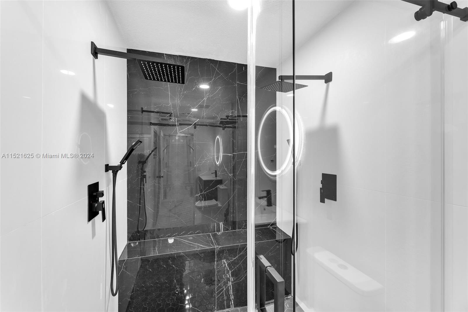 1541 NW 1st Ct, Miami, Florida 33136, 3 Bedrooms Bedrooms, ,2 BathroomsBathrooms,Residential,For Sale,1541 NW 1st Ct,A11521625