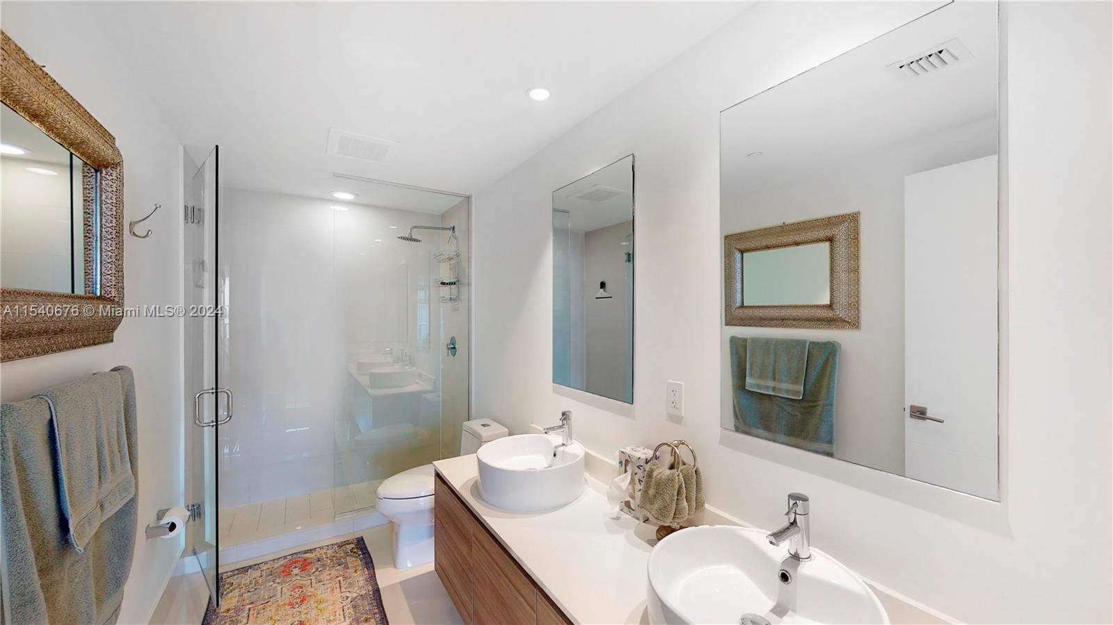 121 NE 34th St 2607, Miami, Florida 33137, 2 Bedrooms Bedrooms, ,2 BathroomsBathrooms,Residential,For Sale,121 NE 34th St 2607,A11540676