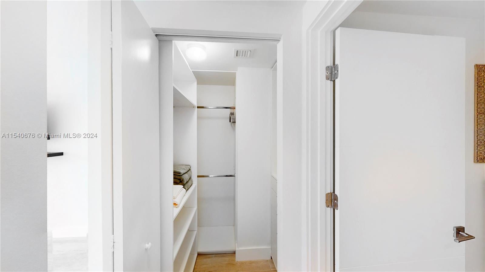 121 NE 34th St 2607, Miami, Florida 33137, 2 Bedrooms Bedrooms, ,2 BathroomsBathrooms,Residential,For Sale,121 NE 34th St 2607,A11540676