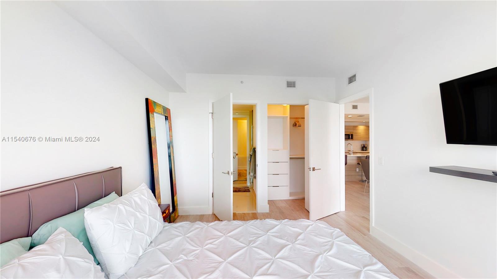 121 NE 34th St 2607, Miami, Florida 33137, 2 Bedrooms Bedrooms, ,2 BathroomsBathrooms,Residential,For Sale,121 NE 34th St 2607,A11540676