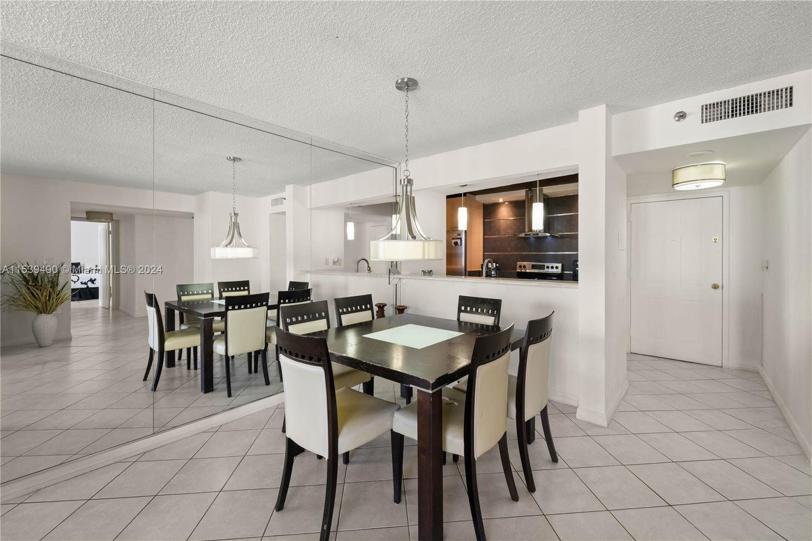 540 Brickell Key Dr 1406, Miami, Florida 33131, 2 Bedrooms Bedrooms, ,2 BathroomsBathrooms,Residential,For Sale,540 Brickell Key Dr 1406,A11539490