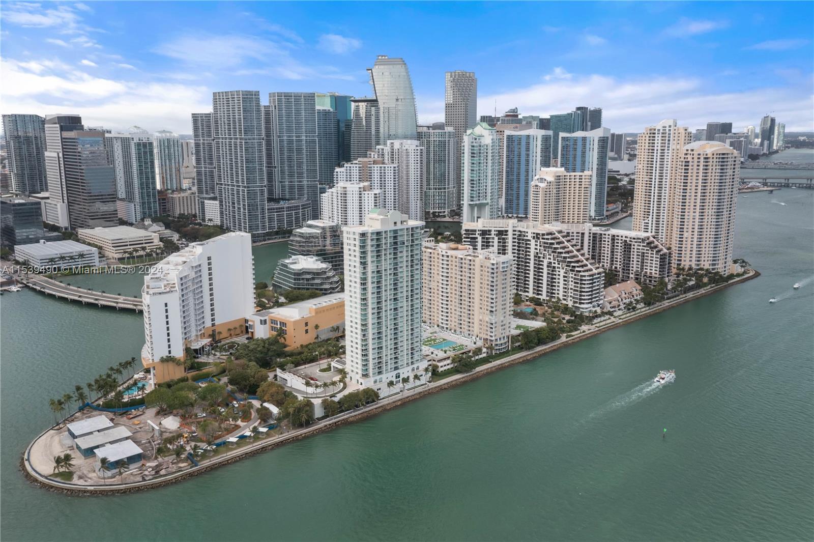 540 Brickell Key Dr 1406, Miami, Florida 33131, 2 Bedrooms Bedrooms, ,2 BathroomsBathrooms,Residential,For Sale,540 Brickell Key Dr 1406,A11539490