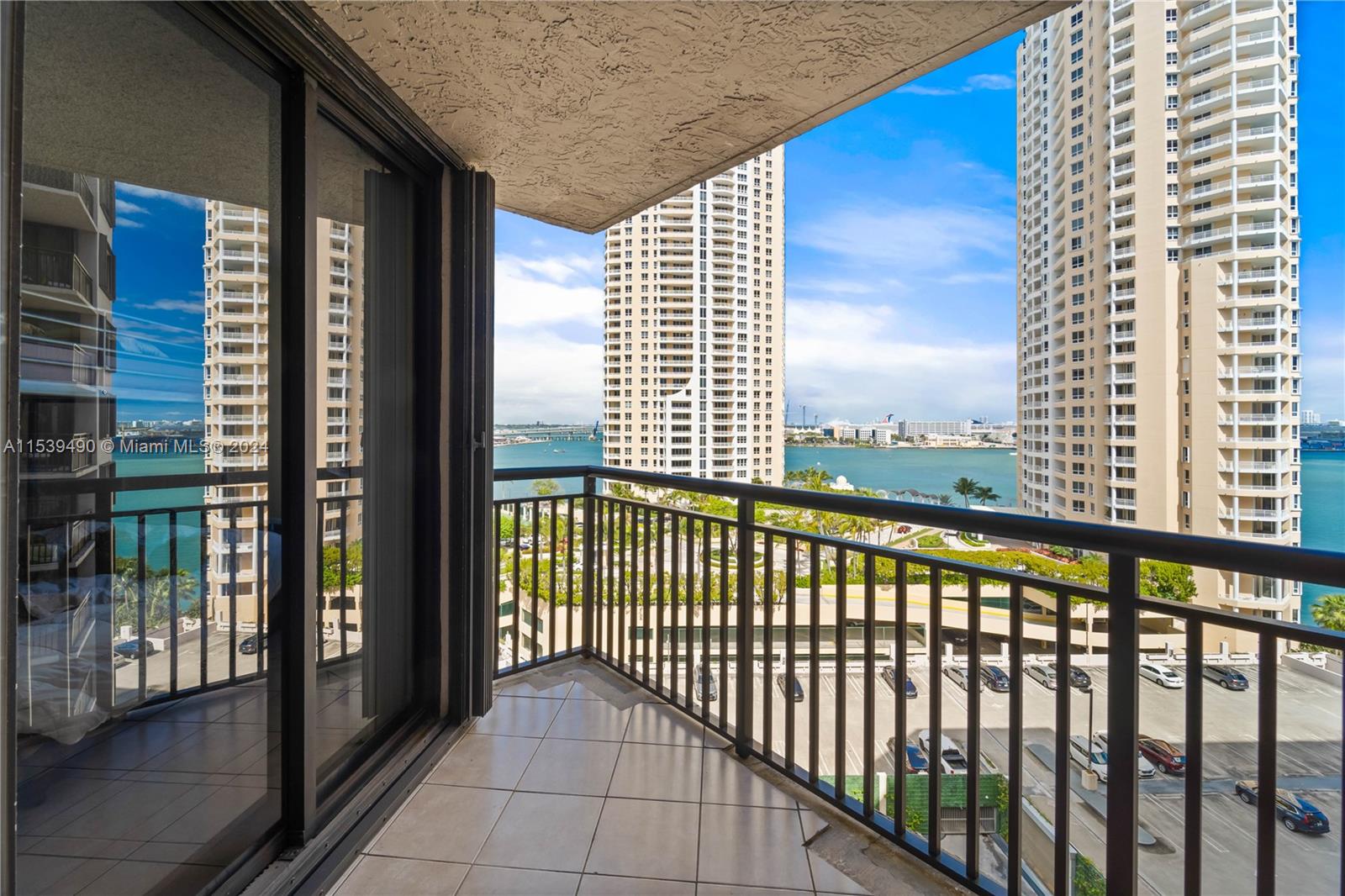 540 Brickell Key Dr 1406, Miami, Florida 33131, 2 Bedrooms Bedrooms, ,2 BathroomsBathrooms,Residential,For Sale,540 Brickell Key Dr 1406,A11539490