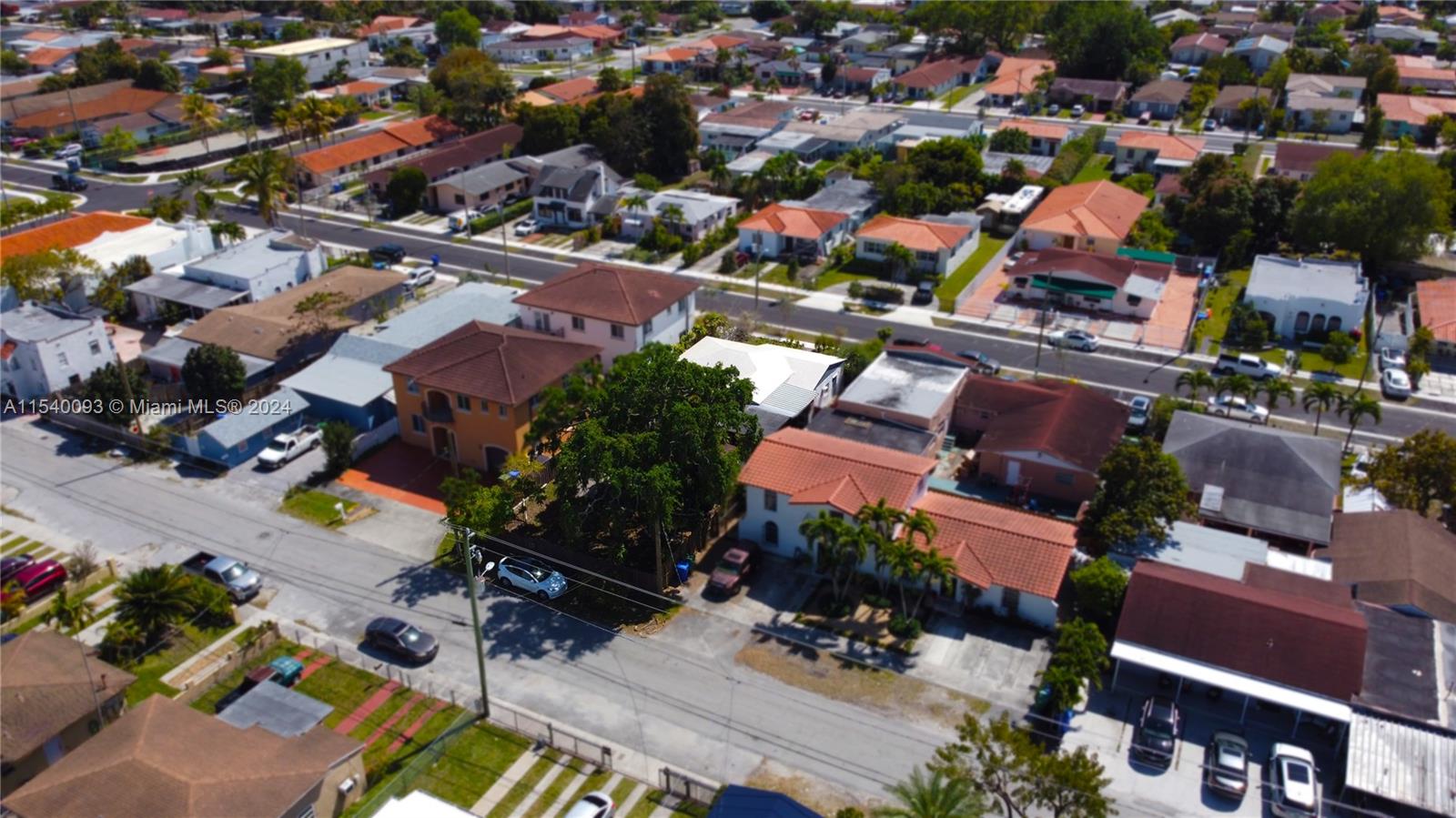 2951 SW 24th Ter, Miami, Florida 33145, 3 Bedrooms Bedrooms, ,2 BathroomsBathrooms,Residential,For Sale,2951 SW 24th Ter,A11540093